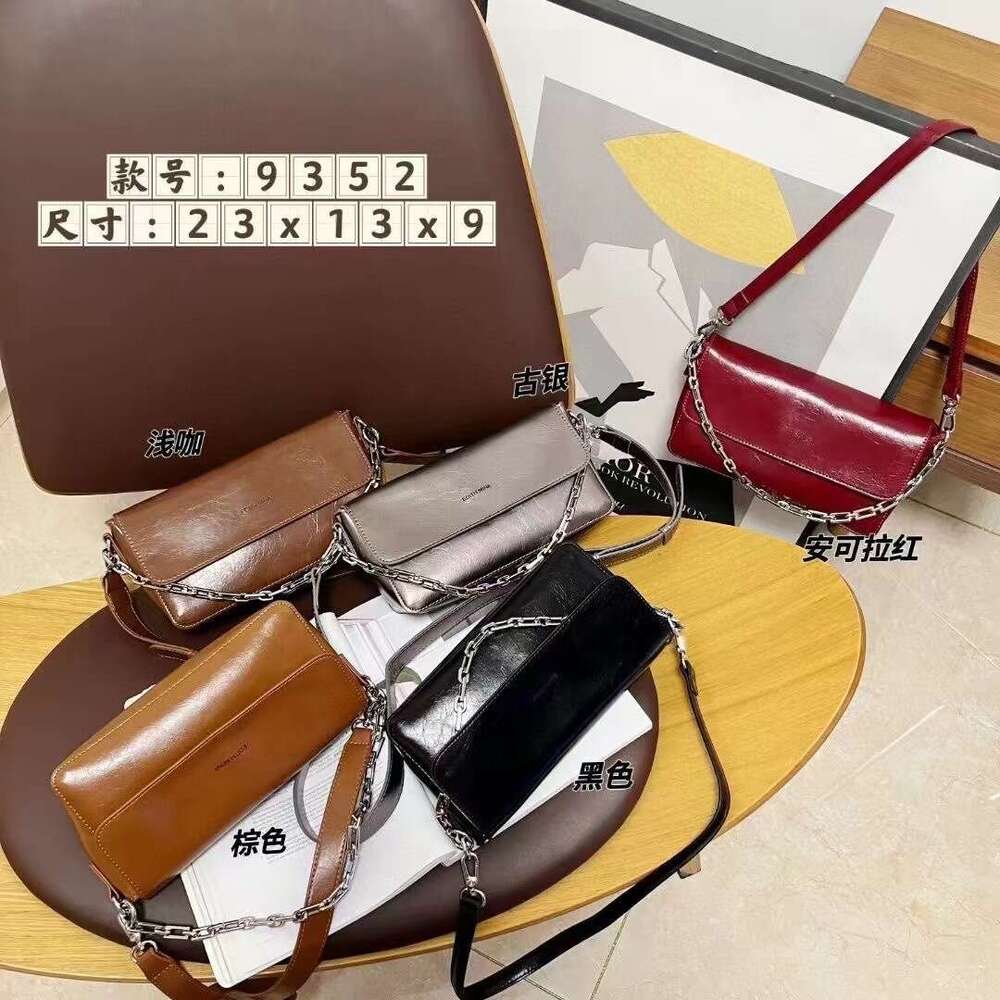 New Square 2024 Small Korean Style Casual Versatile Single Shoulder Crossbody Underarm Chain Textured Bag for Women