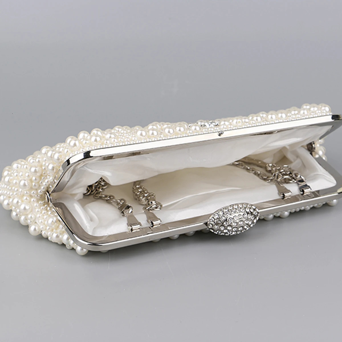 Pearl Women Day Clutch Diamonds Metal Luxury Chain Shoulder Evening Bags Beaded Banquet Holder Purse 250614