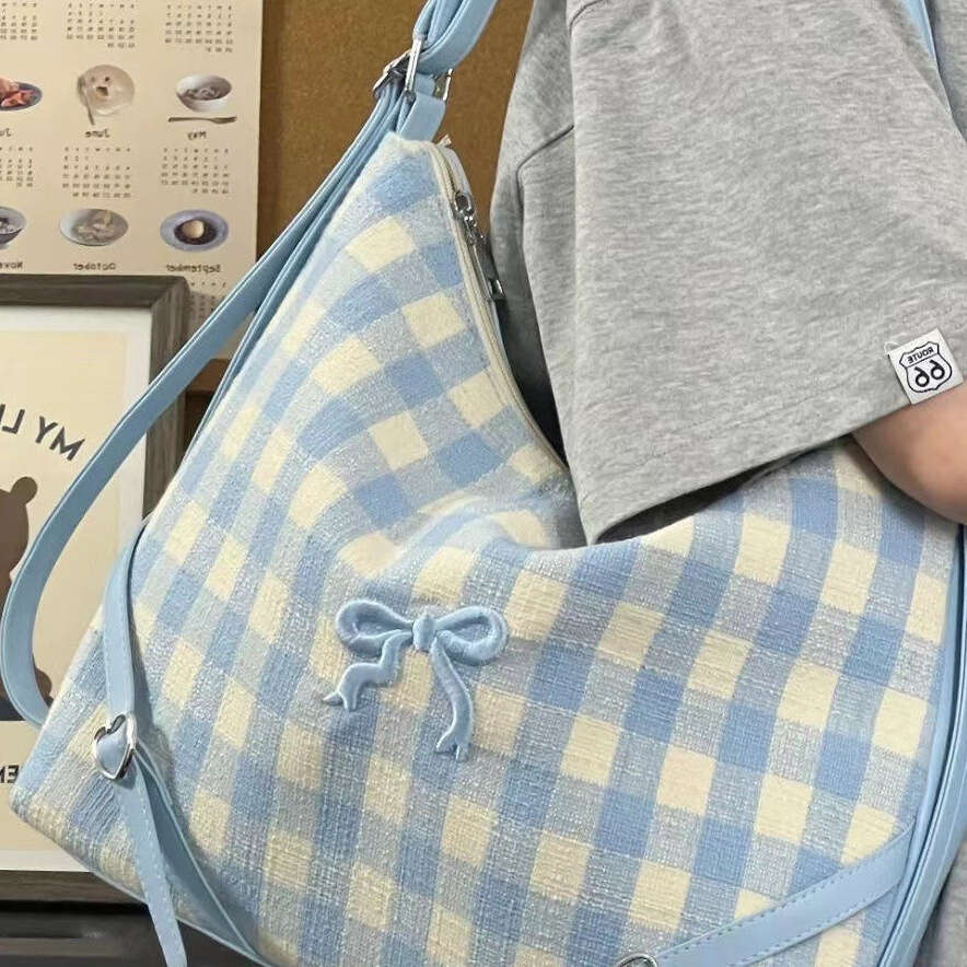 Korean Style Gentle Girl Cute Bowknot Embroidered Shoulder 2025 New Trendy Fashion Casual Commuter Tote Bag