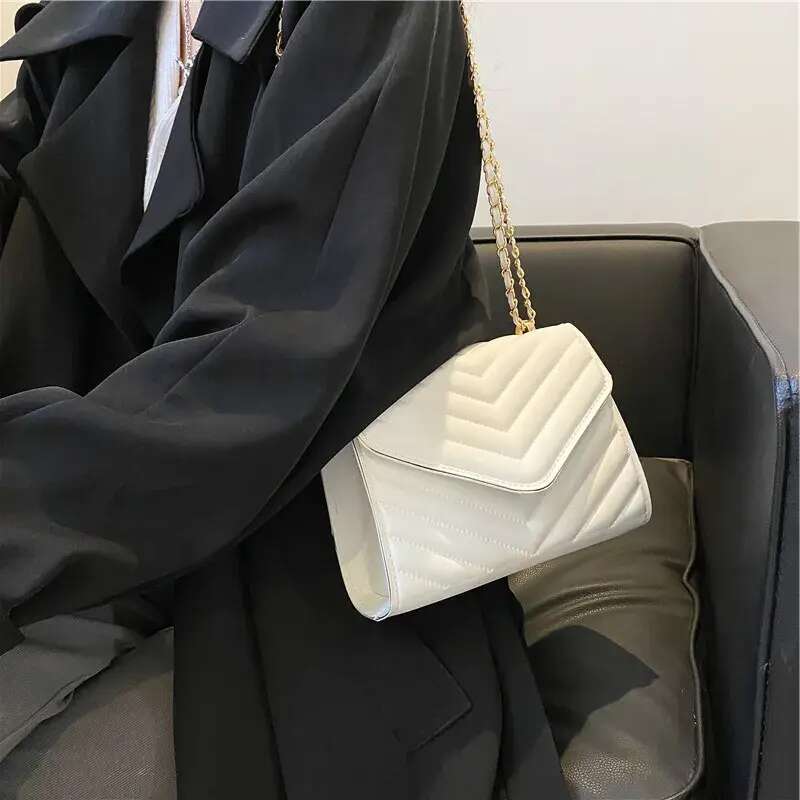 Designer Shoulder Bag Free Shipping Womens New Minimalist Design Trendy Chain Crossbody Casual Small Square Free shipping