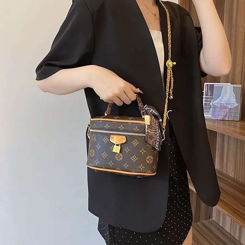Designer Shoulder Free Shipping New Fashionable Comting Printed Bag Chain Box Women S High Quality Crossbody Free shipping