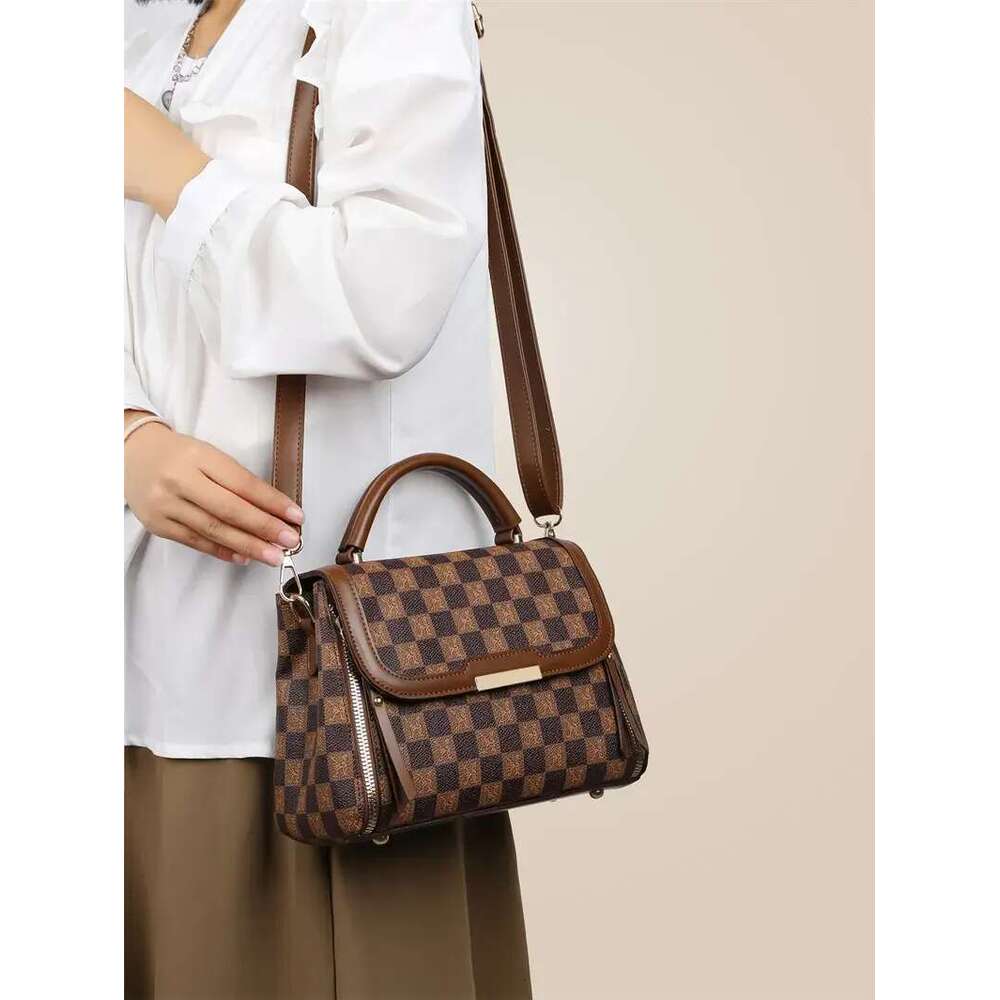 Designer Shoulder Bag Free Shipping New Light High End Texture Printed Fashion Crossbody For Women Free shipping