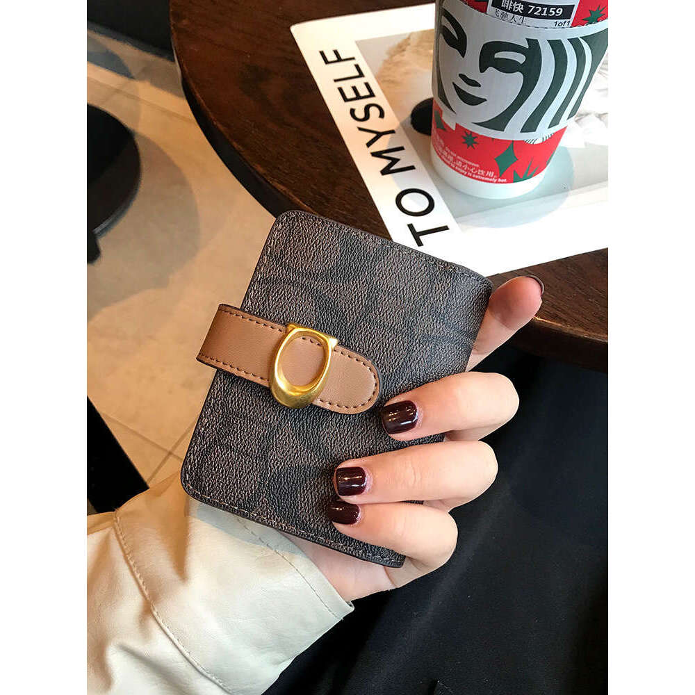 Holder for Women, Small and Exquisite, High-end, Large Capacity, Multiple Card Slots, ID Slot, New Model, Premium Feel, Ins Style, Internet Celebrity