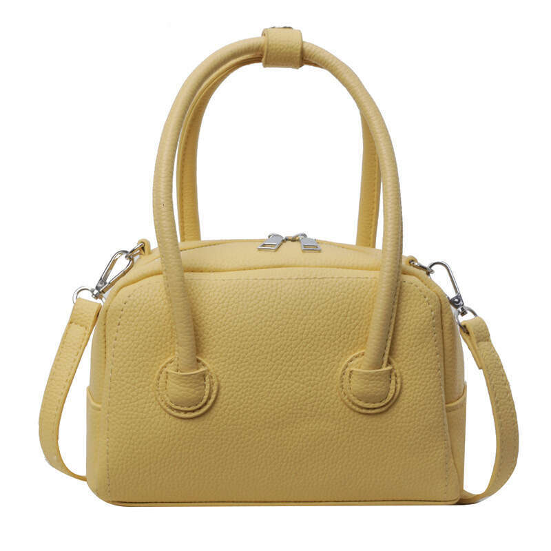 Early Spring Stylish Small Women 2025 New Fashion Crossbody Bag Niche Handbag for Work Commute