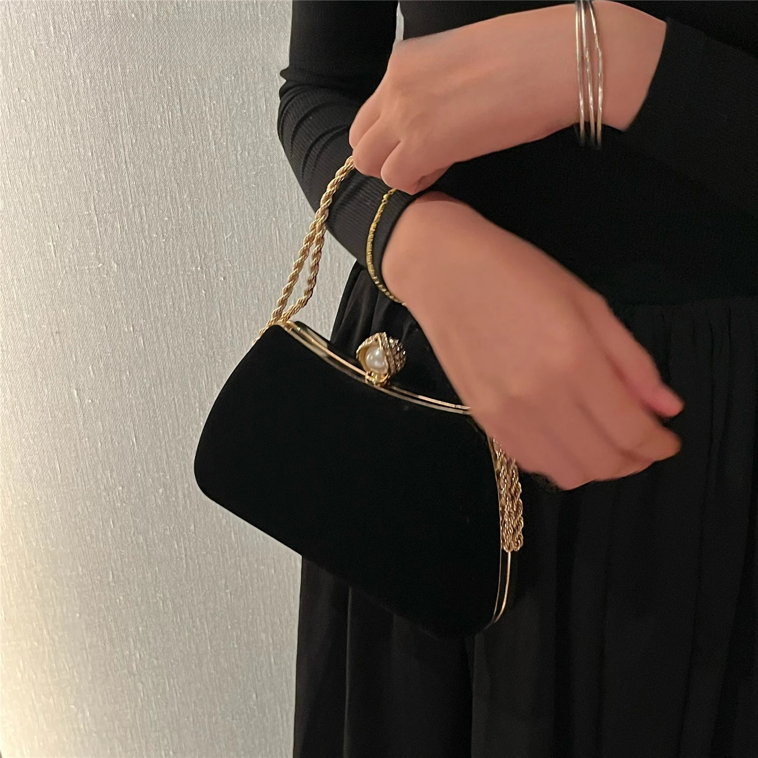 Luxury Velvet Evening Bag Party Clutch Fashion Pearl Chain Handbag 250614