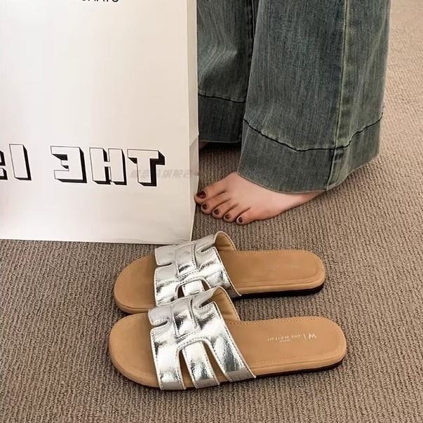Free Shipping 2025 New Fashionable Designer Sandals Luxurious Versatile Classic Flat Slides for Womens Sandals Girl Blue Pink Embroidery Slipper Outdo
