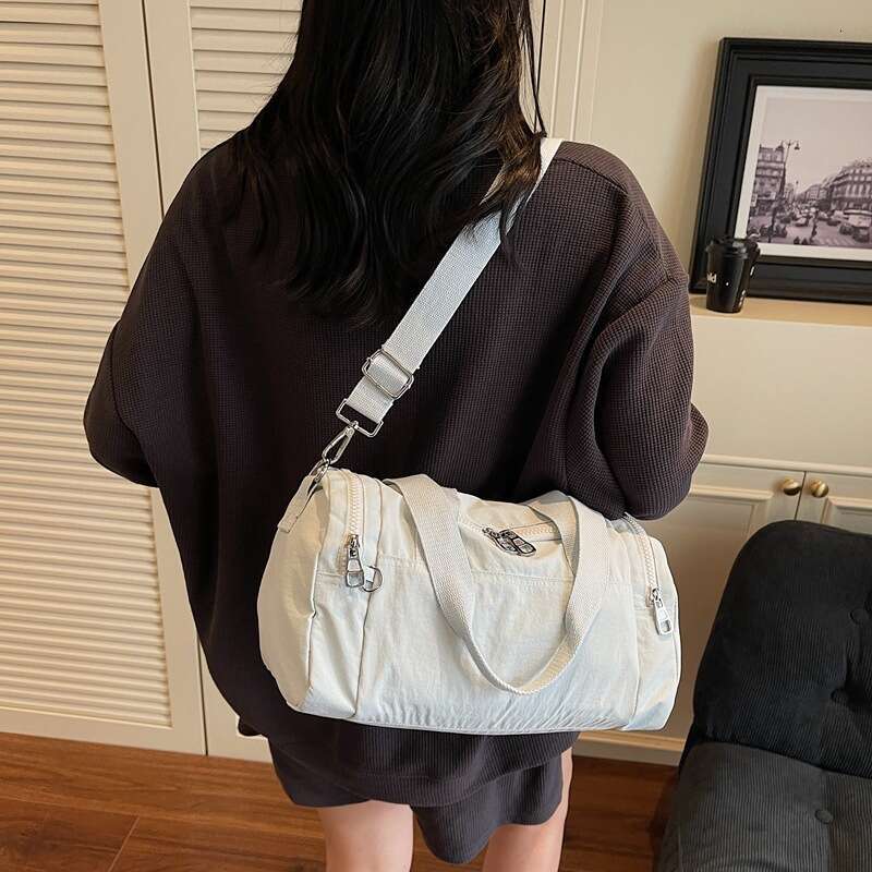 Korean Style Niche Chic Simple Commuter Tote for Women 2025 Summer New Single Shoulder Crossbody Bag
