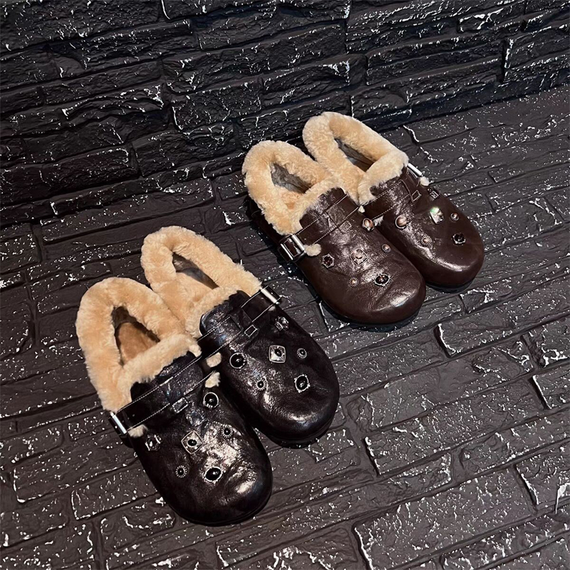 hot Free shipping designer Casual Shoes for woman winter vintage trainers versatile casual keep warm comfortable Snow boots