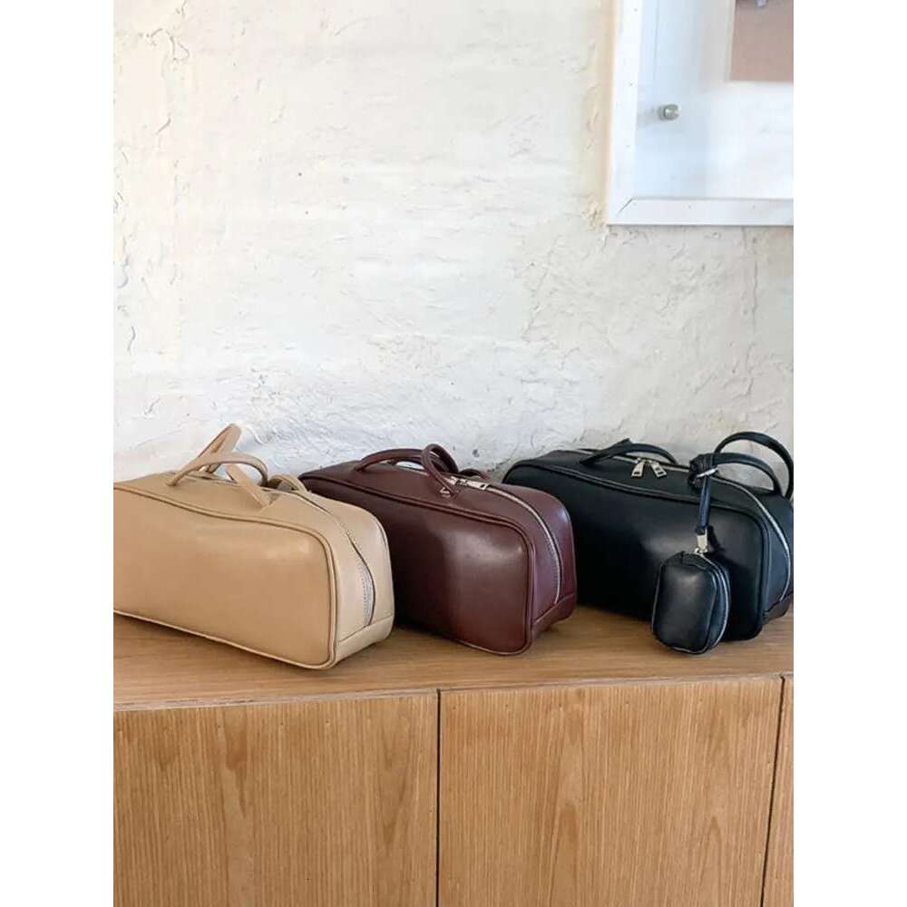 Fashion PU Leather Shoulder Bags For Women 2024 New Winter Retro Korean High-Quality Underarm Bag Simple Brown Handbags