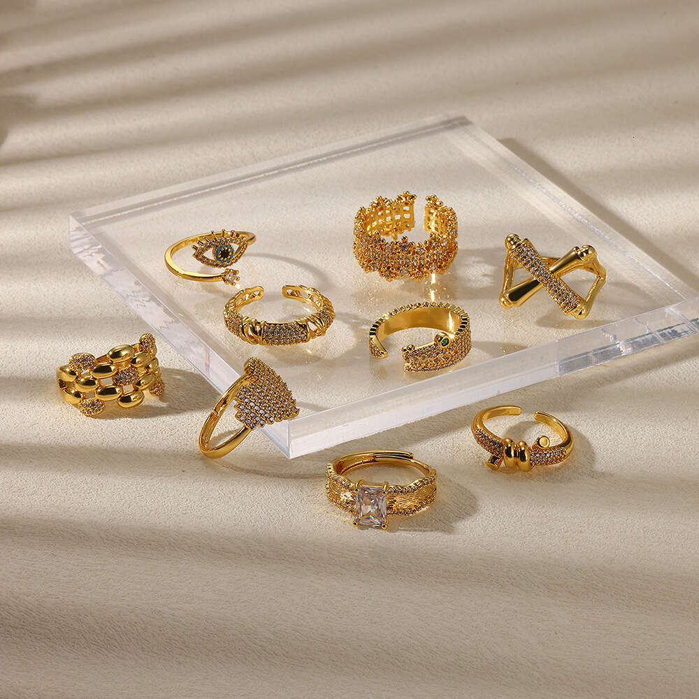 designer Minimalist INS Cold Style Heart-Shaped Zircon for Women, Simple and Unique Gold-Plated Open Ring Jewelry