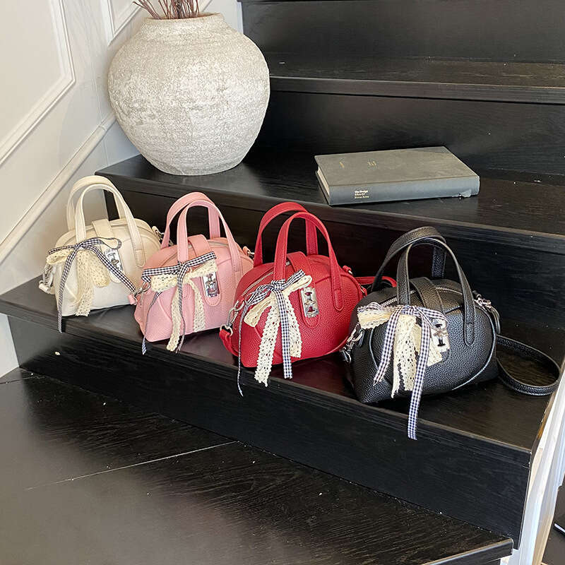 2025 Summer Korean Style Ins Niche Small Square Handbag Commuter Fashion New Simple Bag for Women