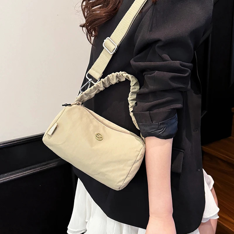 Fashion Canvas Handbag Womens Summer Versatile Crossbody Bag Casual Simple Shoulder Pillow Bag 250614
