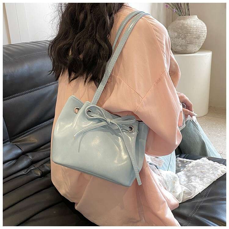 Underarm for Women 2024 Spring Summer Niche Design High-end Bowknot Fashion Simple Shoulder Handbag Bucket Bag