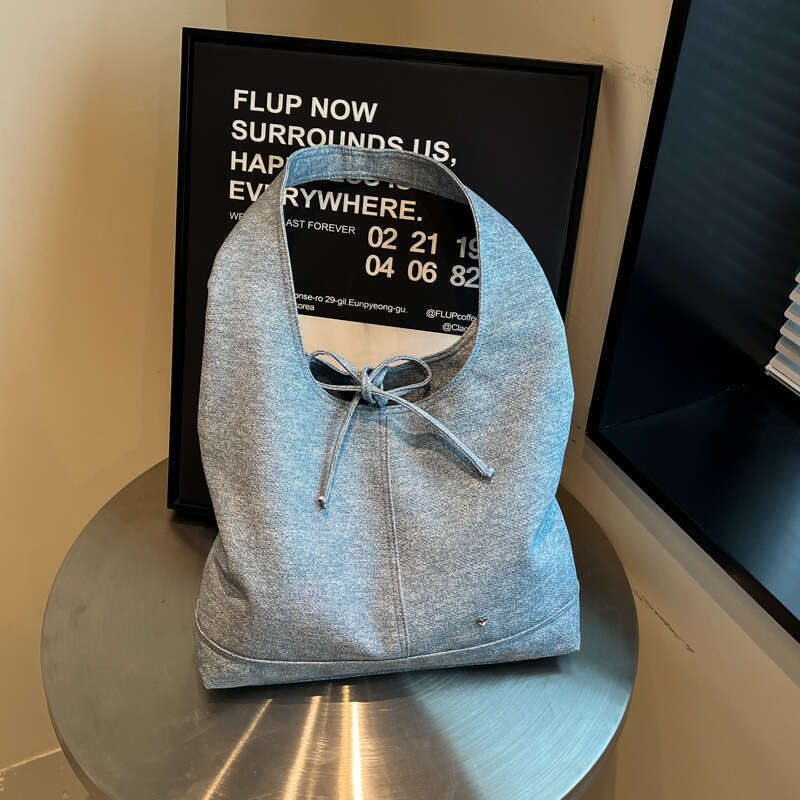 Women's 2025 New French Style Bowknot Strap Handbag Large Capacity Fashion Versatile Korean Version Shoulder Bag for Women