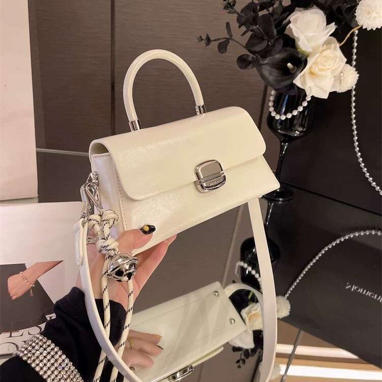 Niche Handheld High-end Genuine Leather Small Square 2025 Spring Summer New Korean Fashion Versatile Shoulder Crossbody Women's Bag