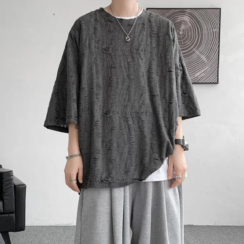 Summer Short Sleeved T-shirt Men Oversized Fashion Retro Hole T Shirt Men Streetwear Hip-hop Loose Round Neck T Shirt Mens Top 250614