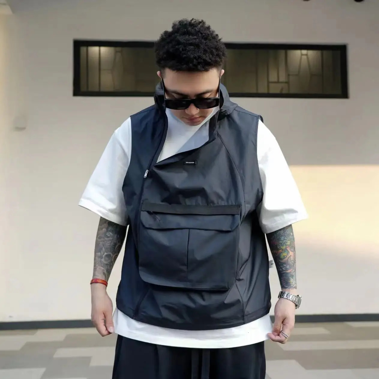 Functional Style Men Hooded Vest Large Pocket Zipper Sleeveless Coat Fashion Sports Tank Tops Vintage Casual Hoodie Streetwear 250614