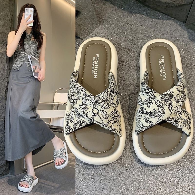 New Chinese style thick soled women's shoes summer outdoor new thick soled beach sandals designer sandals women's slippers