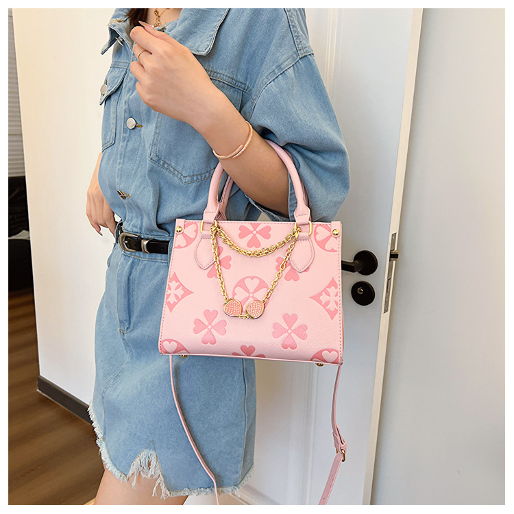 Free shipping 2025 new designer Shoulder Bags womans ladies chain flap lady fashion Small square bag printing handbag women crossbody Underarm bag