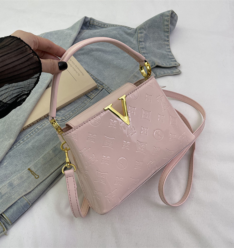 Free shipping designer women's 2025 new lacquered leather large capacity commuting bucket bag handbag light luxury single shoulder crossbody bag 