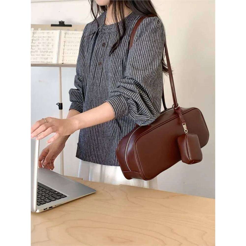 Fashion PU Leather Shoulder Bags For Women 2024 New Winter Retro Korean High-Quality Underarm Bag Simple Brown Handbags