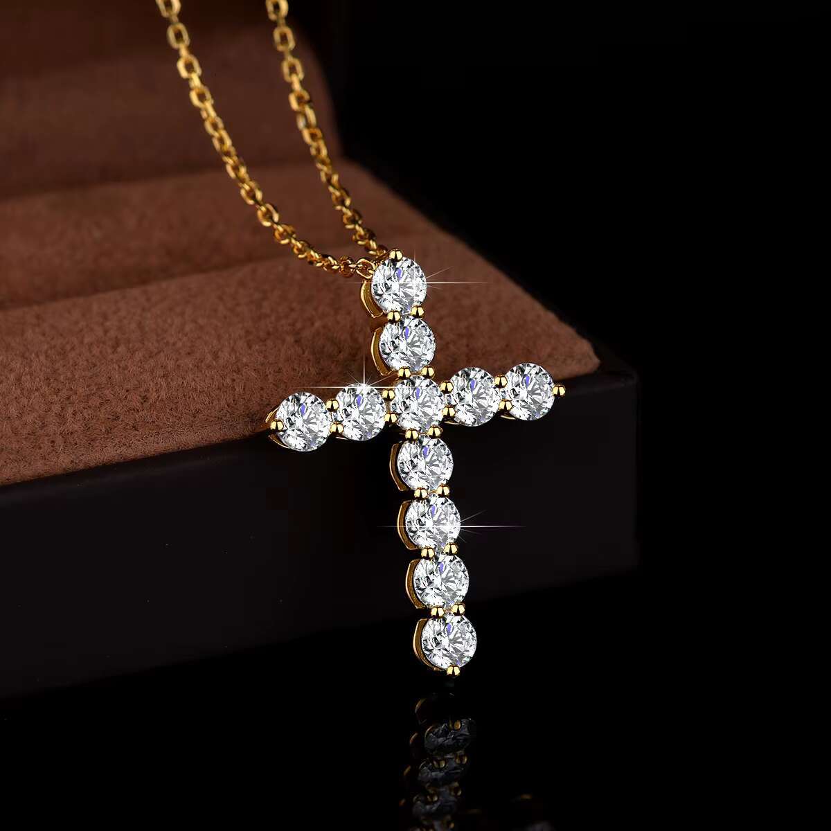 Luxury Diamond Moissanite Total 3.3Ct VVS D Color Cross Necklace 18K Gold Plated S925 Silver Chain Pendant For Women Jewelry