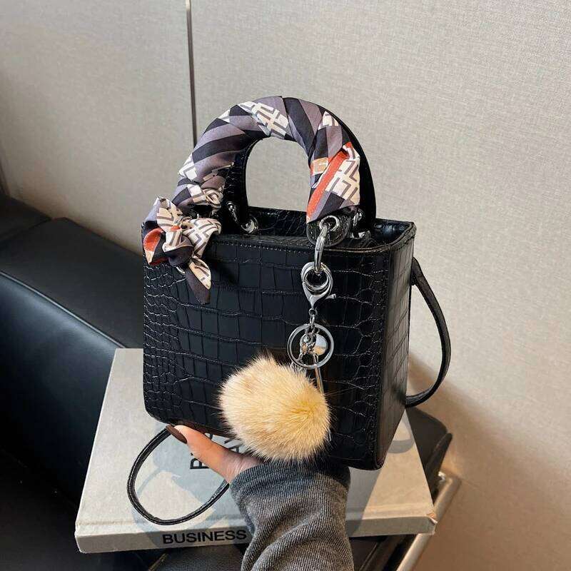 Classic Handbag Famous Brand Women Designer Shoulder Black Stone Pattern Pu Leather Crossbody Bag Mini Small Tote Red