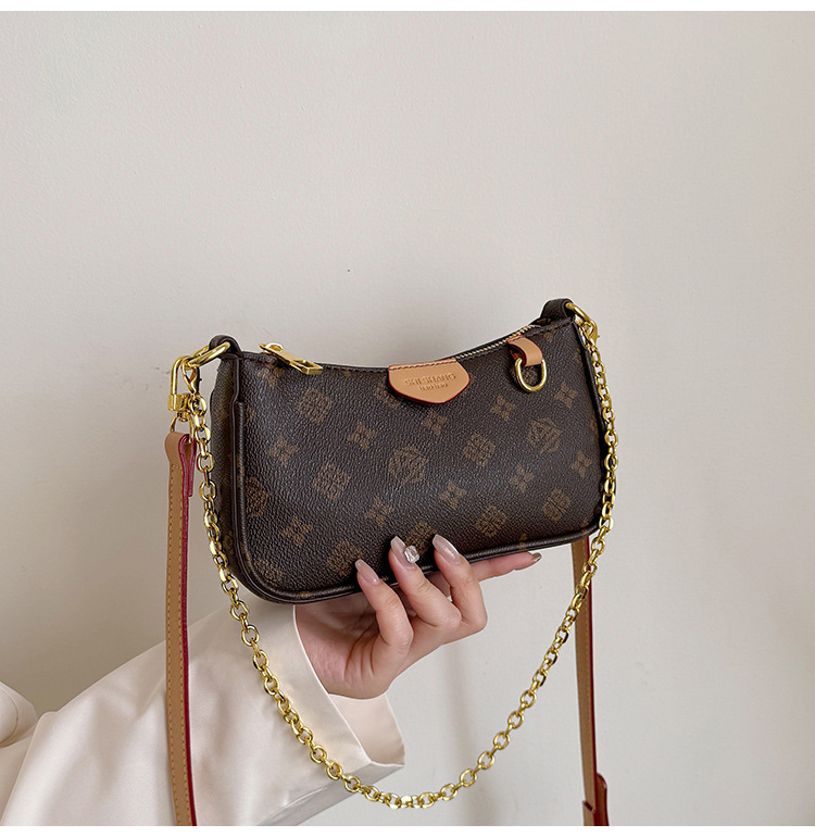 Free shipping 2025 new designer Shoulder Bags womans ladies flap lady fashion casual chain handbag women crossbody Handheld bag Underarm Bag