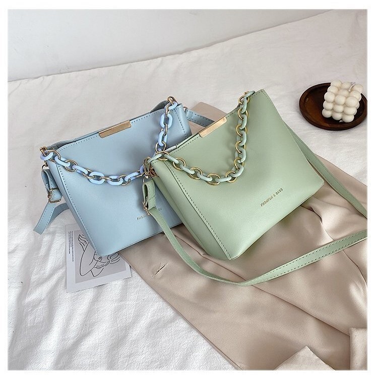 Free Shipping 2025 New Designer Bag Trendy Fashion Bucket Handbag Multi Functional Leisure High Quality Shopping Bag