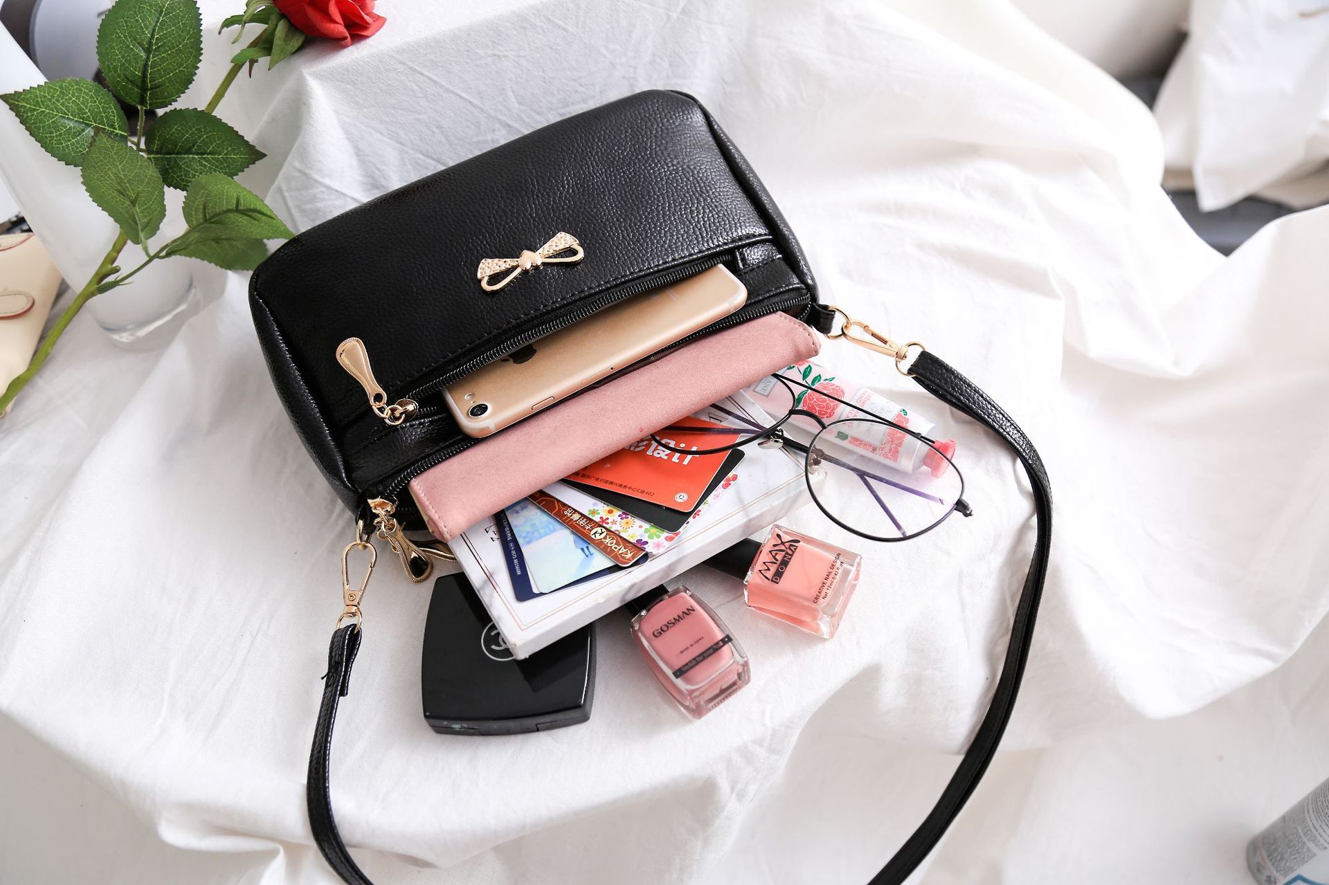 Free Shipping 2025 New Designer Bag Fashion Trend Solid Color Women's Single Shoulder Handbag Casual High-quality Shopping Bag