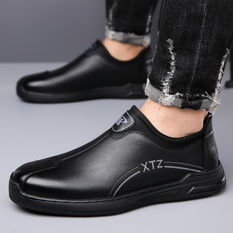 Men's Shoes 2025 Designer Shoes Spring New Free Delivery Of Sneakers Business Leather Casual Shoes Slip-on Lazy Shoes Non-slip Soft Sole British 