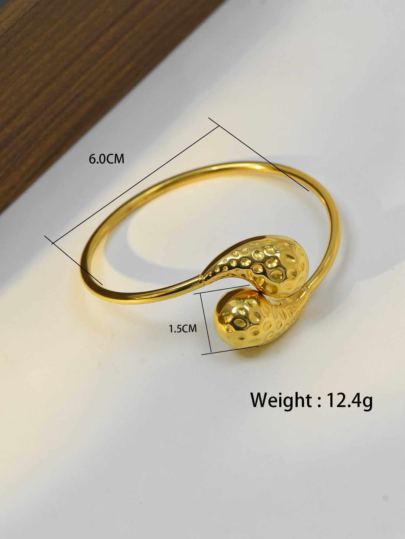 Fashion Style Exaggerated Personality Water Drop Shape Open Bracelet for Women Design Gold Titanium Steel Jewelry