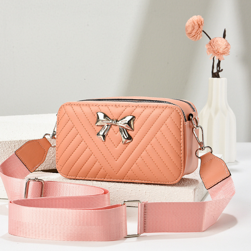 Free Shipping 2025 New Designer Bag High-end Women's Fashionable Single Shoulder Handbag Casual Multi-functional High-quality Shopping Bag