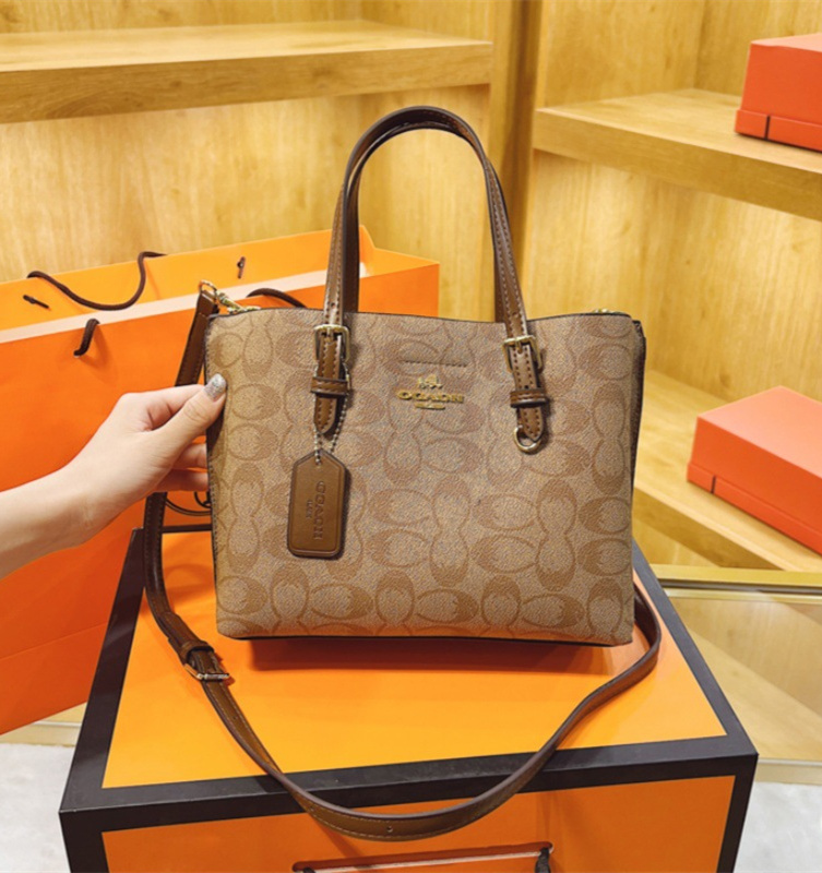 Free shipping designer high-end handbag for women 2025 new European and American fashion tote bag versatile temperament hand-held shoulder crossbody b