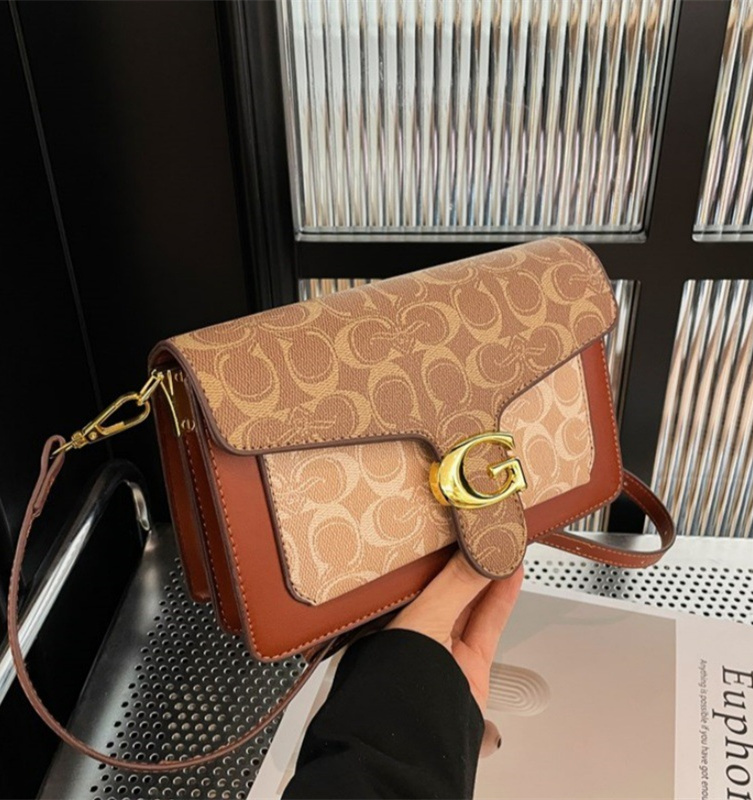 Free shipping designer women's bag, women's 2025 black wine god bag, fashionable armpit bag, single shoulder , hand-held magic stick black w