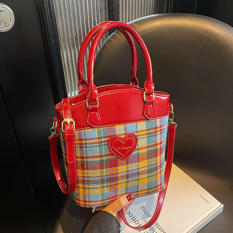 Trendy Color-Block Niche Handbags for Women 2025 New Spring/Summer Versatile Crossbody Fashionable Tote Bucket Bags