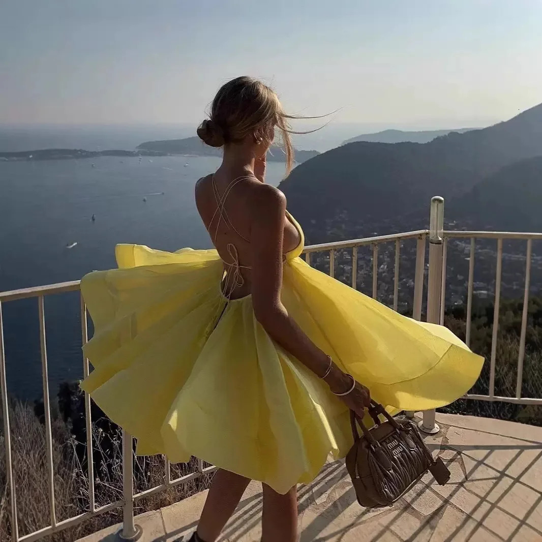 VEITCHE Summer Sexy Backless Women Dress Laceup Loose Pleated Hem Mini Sleeveless High Waist Vacation Party Dress 250611