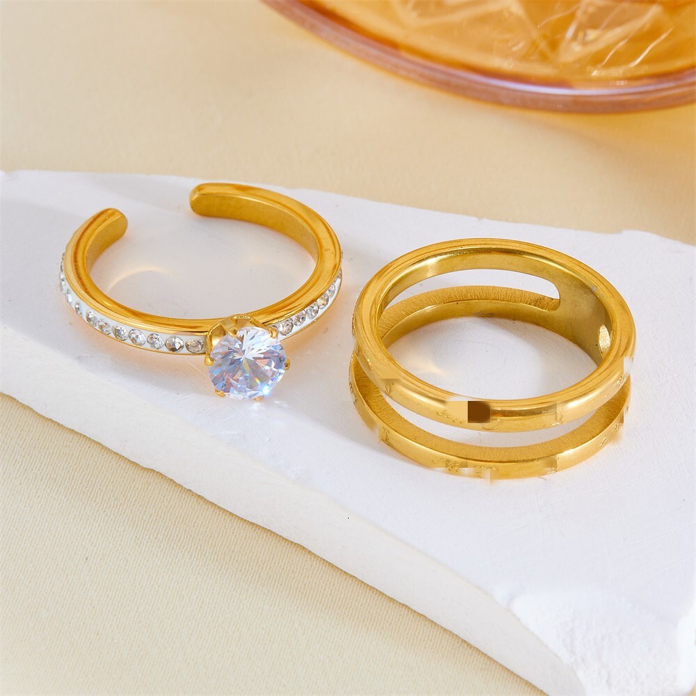 Fashionable Light Luxury Versatile Elegant Double Layer Inlaid Diamond for Women High-end Personality Titanium Steel Ring