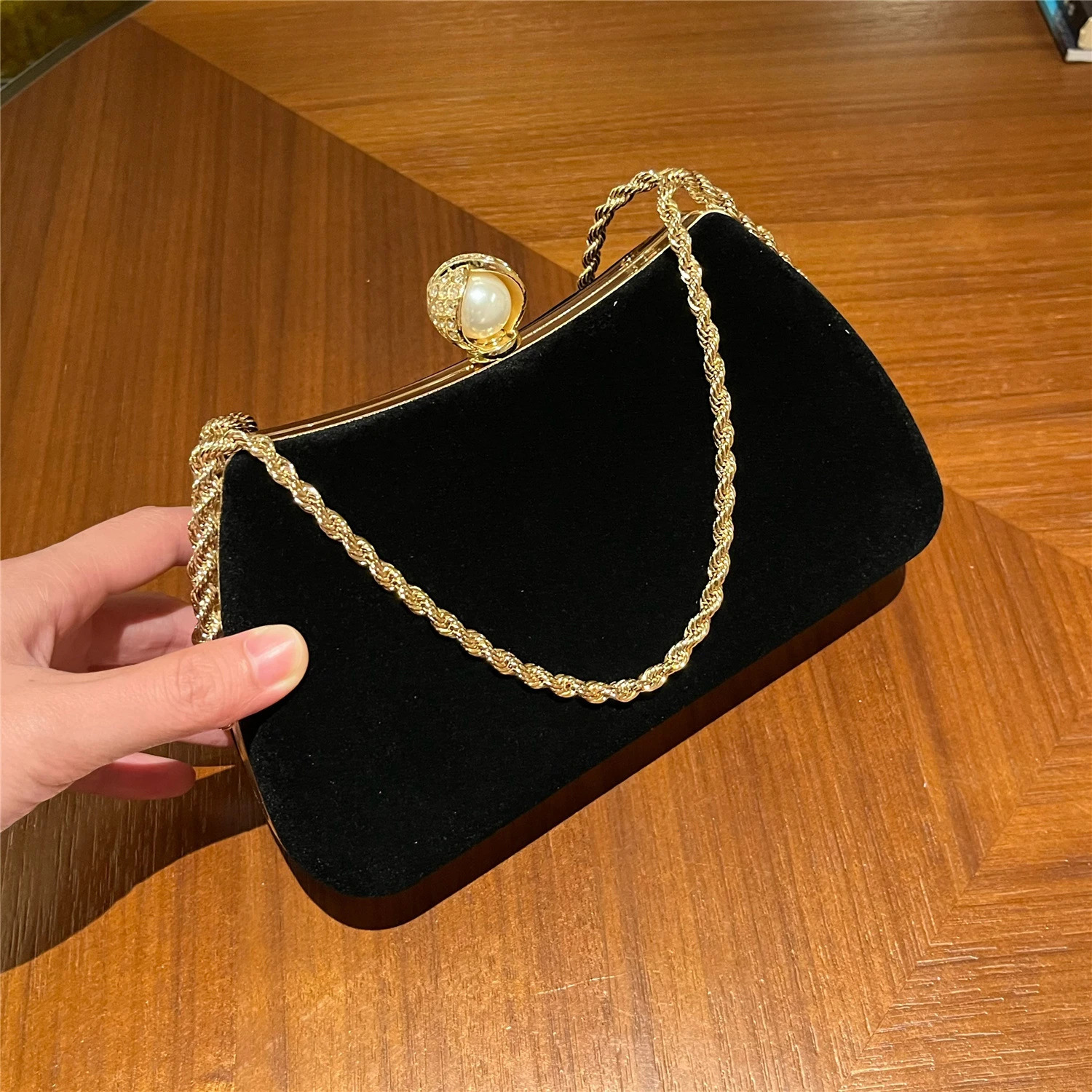 Luxury Velvet Evening Bag Party Clutch Fashion Pearl Chain Handbag 250614