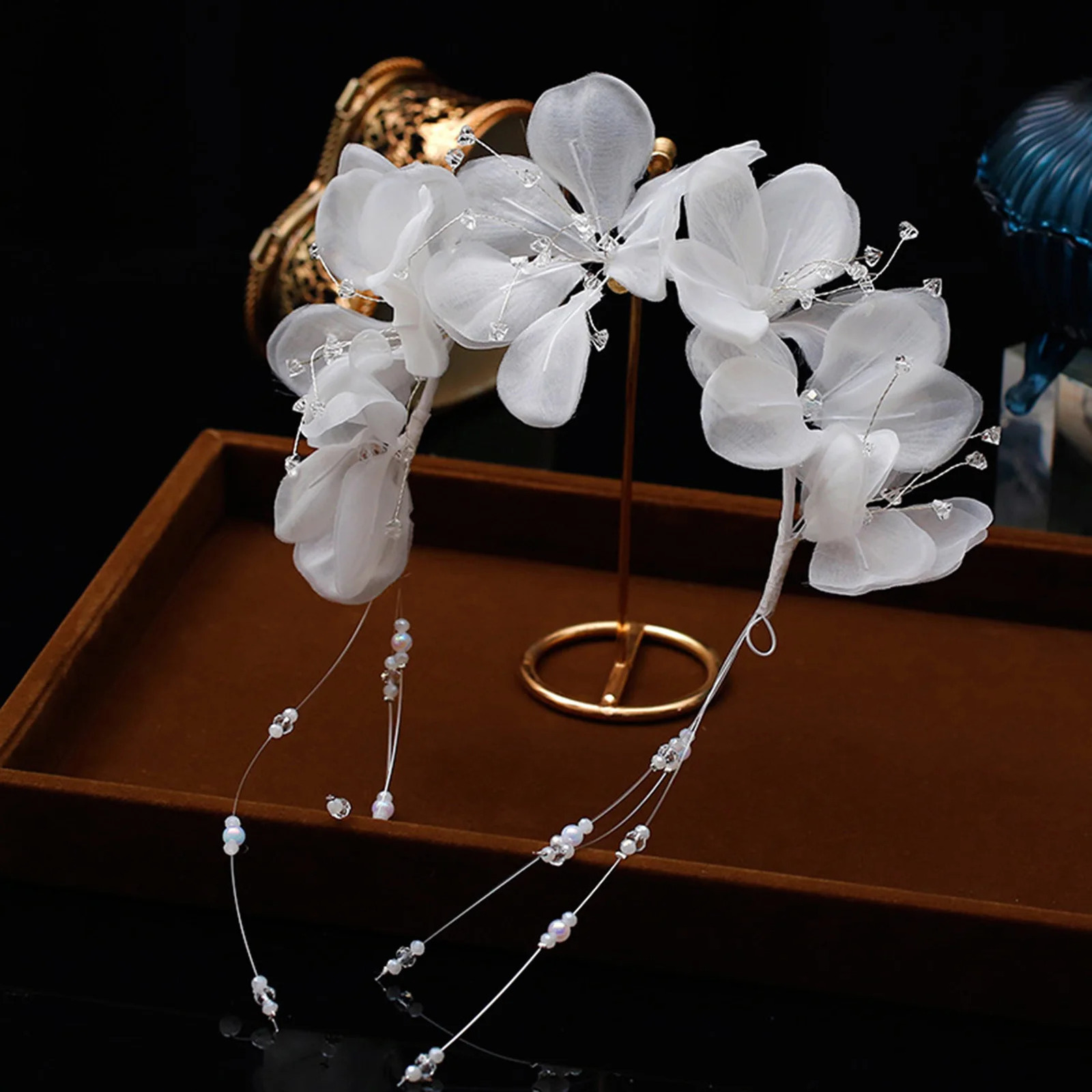 Fairy Flower Hair Hoop For Women Elegant Exquisite Pearl Tassel Flower Headband Wedding Party Travel Forest Style Hair Accessory 250610