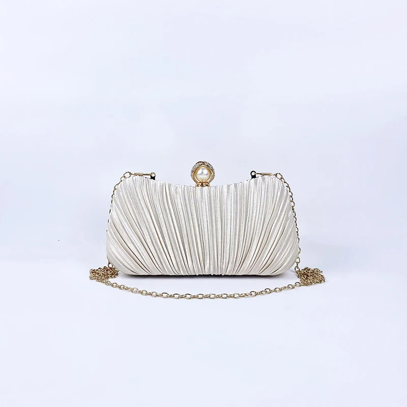 Cross border Product High Quality Celebrity Dinner Pearl Handheld Bag Fashion Literary Leisure Chinese Small Square Bag 250614