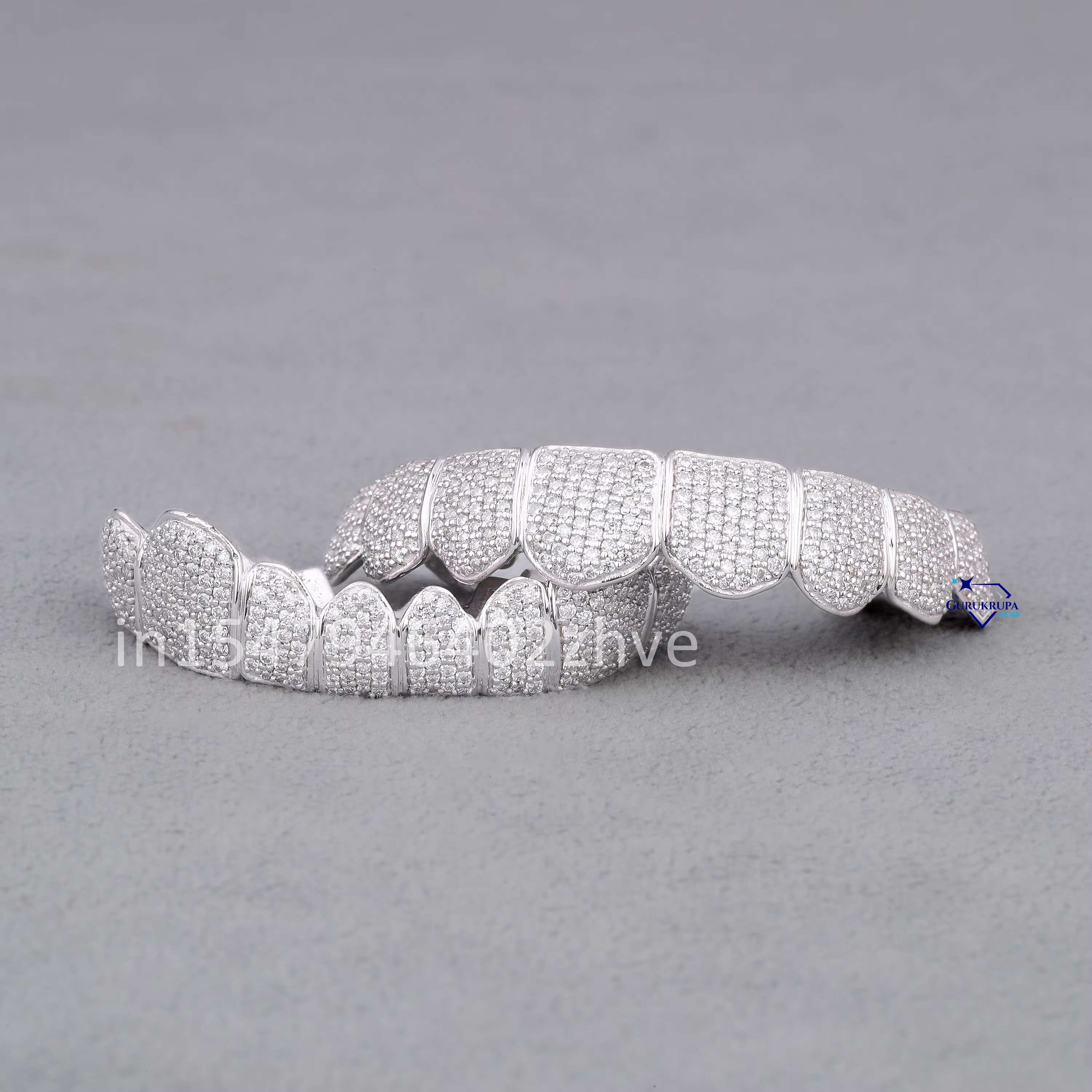 925 Sterling Silver Moissanite Dental 16 Custom Teeth Grillz for Men Women Hot Selling Fashionable Hip Hop Jewelry Wholesale