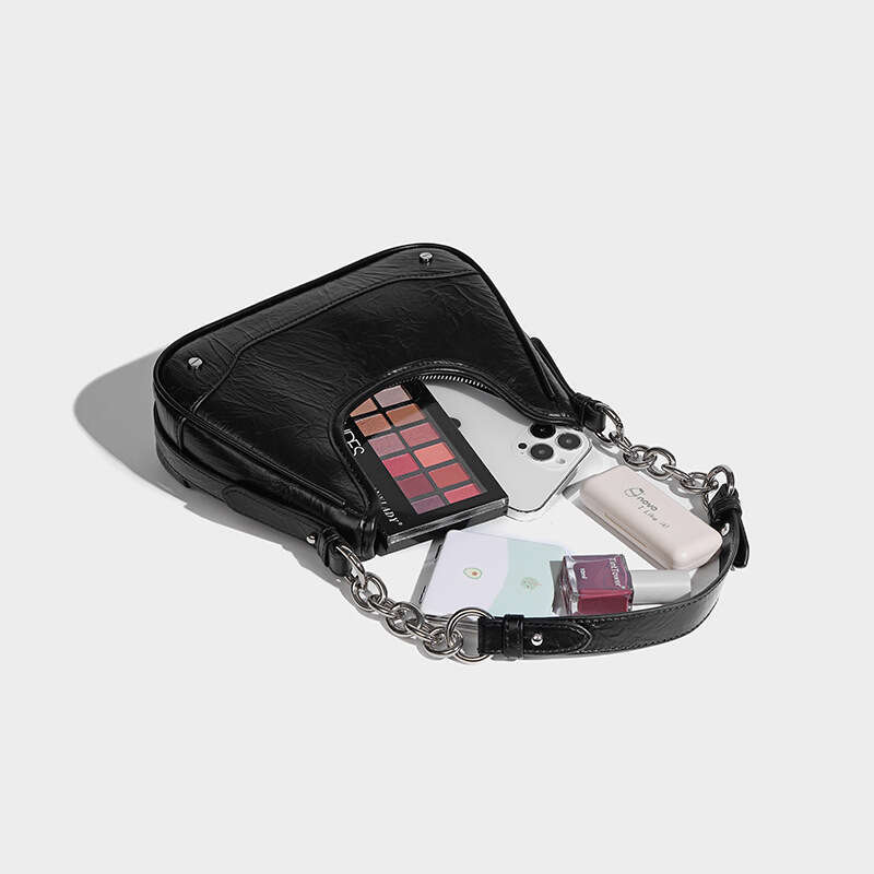 Women's crossbody bag shoulder bag Underarm bag Spring Summer Baguette New Chain Crescent Moon Law stick bag