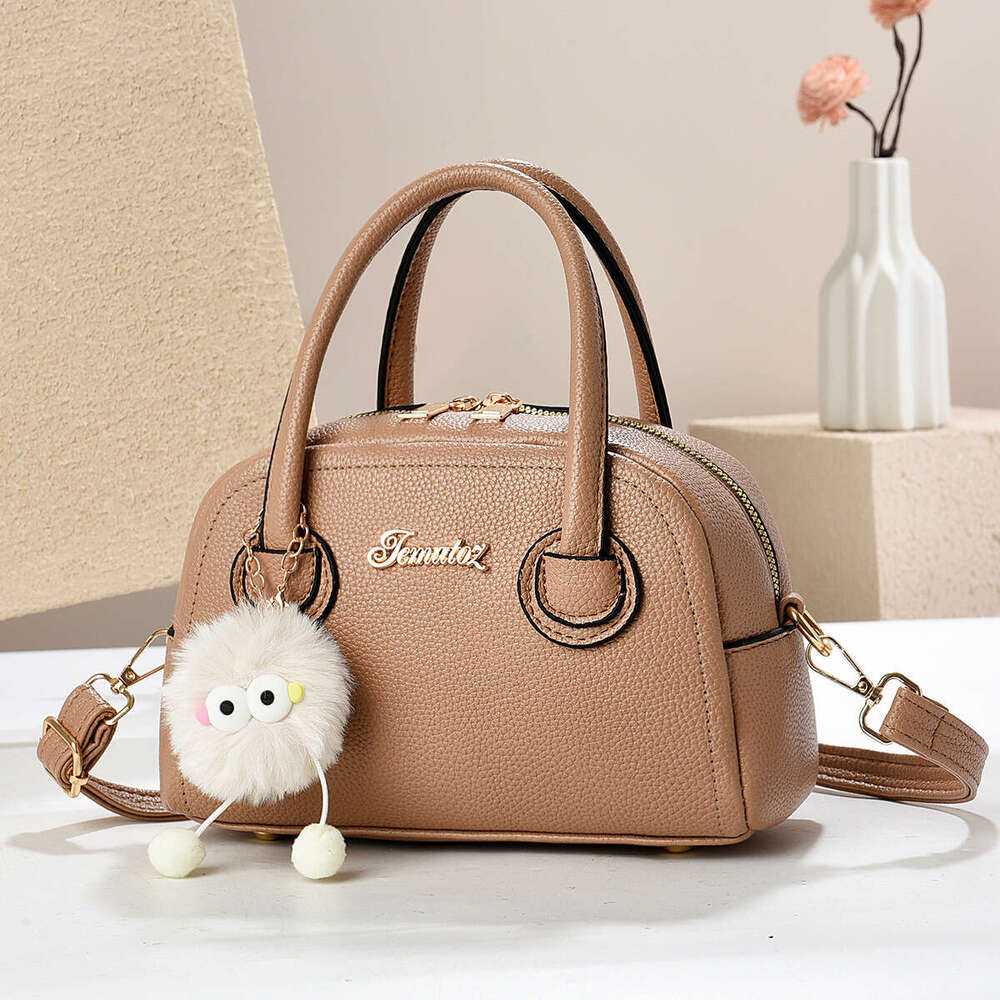 Korean Style New INS Fashion Single Shoulder for Women, Lightweight Handheld Tote Bag, Underarm Bag