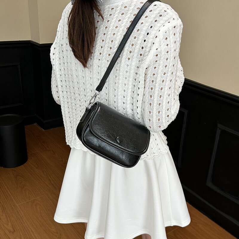 Handheld Small Square 2025 Korean Version Spring New Fashion Simple Stylish Shoulder Trendy Casual Crossbody Bag