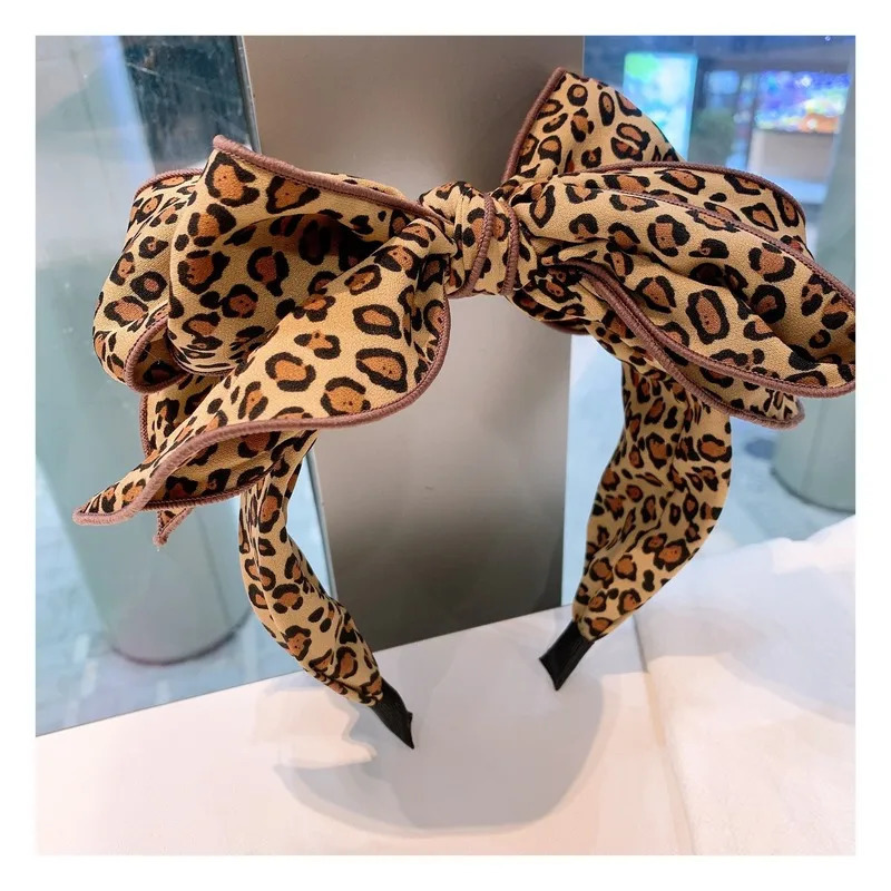 Korean version of the original retrostyle leopard print headband multilayer bow headband fairy series headband accessoriesWomen 250610