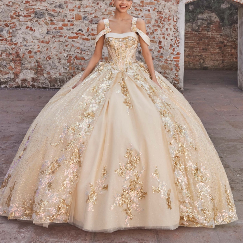Champagne Quinceanera Dresses Ball Gown Off The Shoulder Applique Lace Beading Crystal Bow Tull Sweet 16 Dress Vestidos 15 De Anos