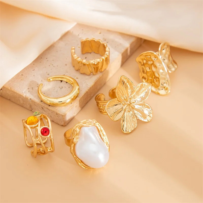 Punk Vintage Irregular Liquid Metal Flower Open Rings Set For Women Elegant Pearl Heart Geometric Finger Rings Jewelry 250610