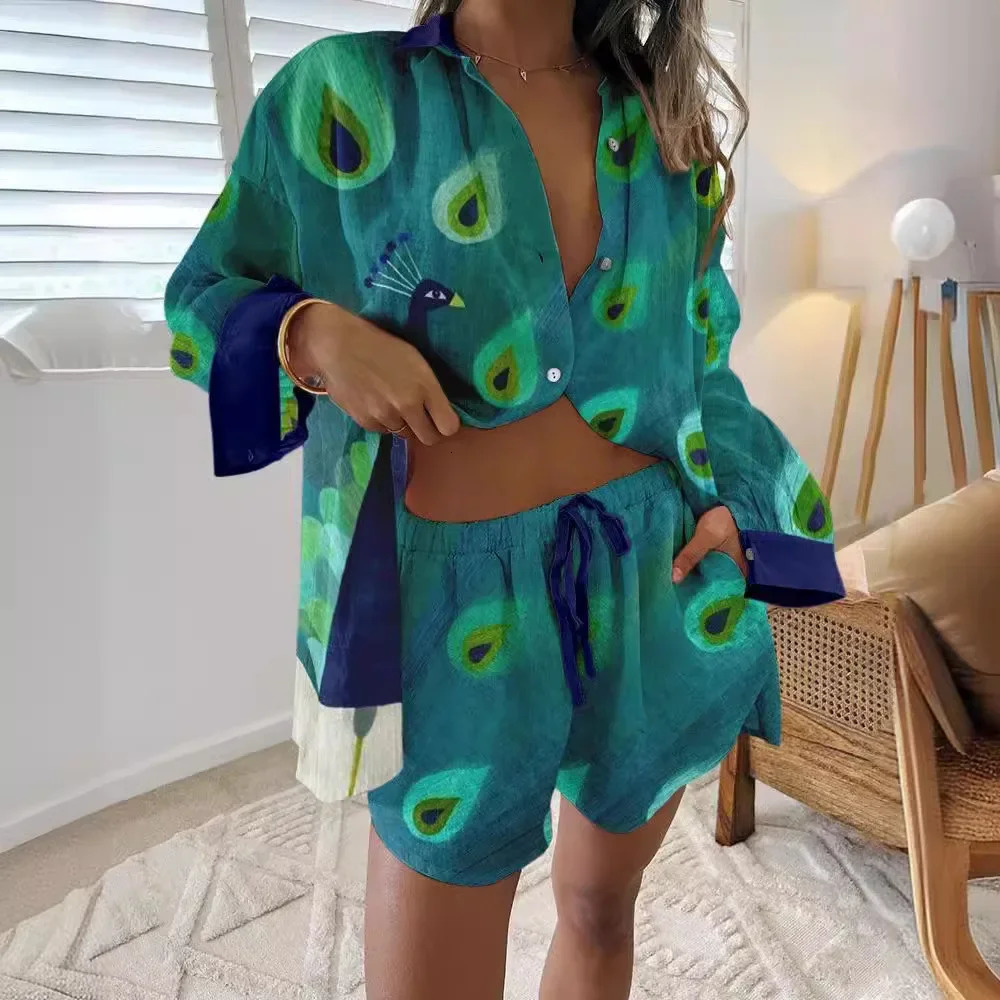 2025 Summer Vacation Style Pattern Print 2Piece Set Lapel ShirtLaceup Short Pants Sets For Womens Outfit Beach Holiday 250612