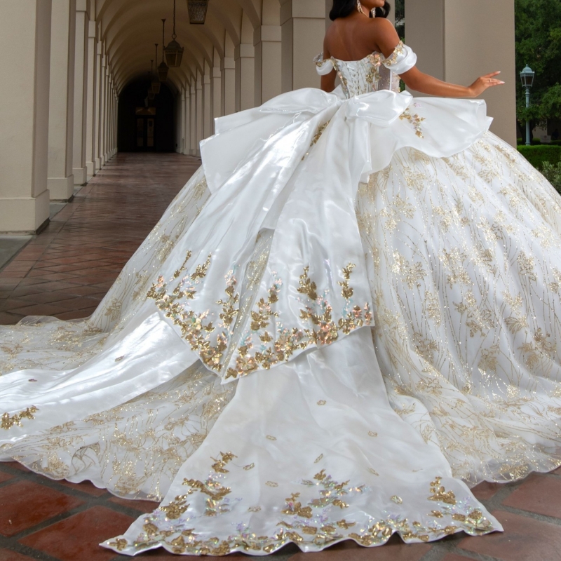 White Shiny Quinceanera Dresses Ball Gown Off The Shoulder Sequin Applique Lace Beading Crystal Tull Sweet 16 Dress Vestidos 15 De Anos